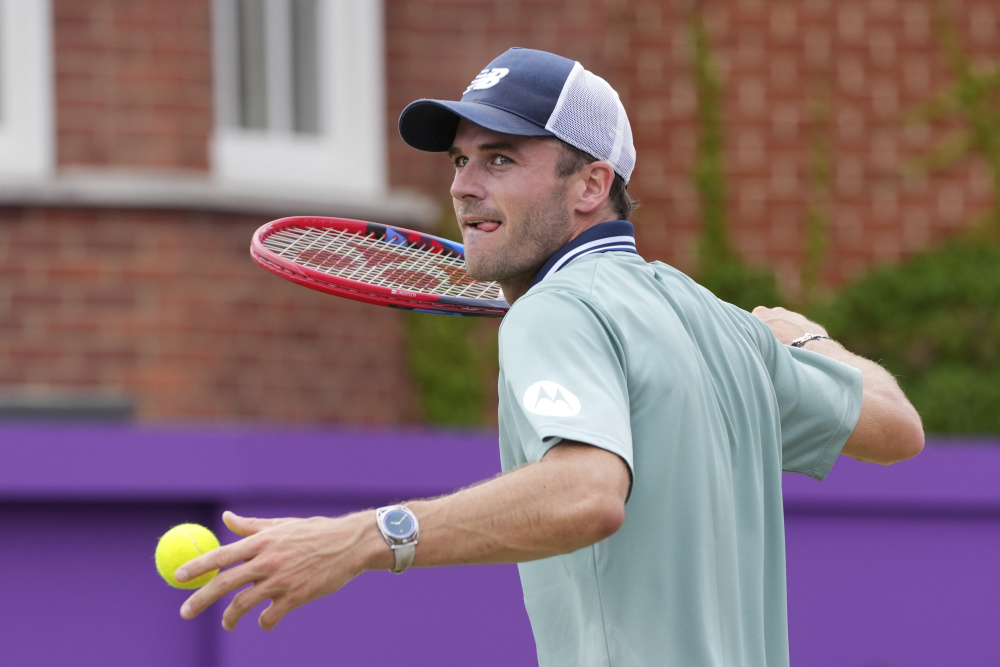 他多次在关 他多次在关